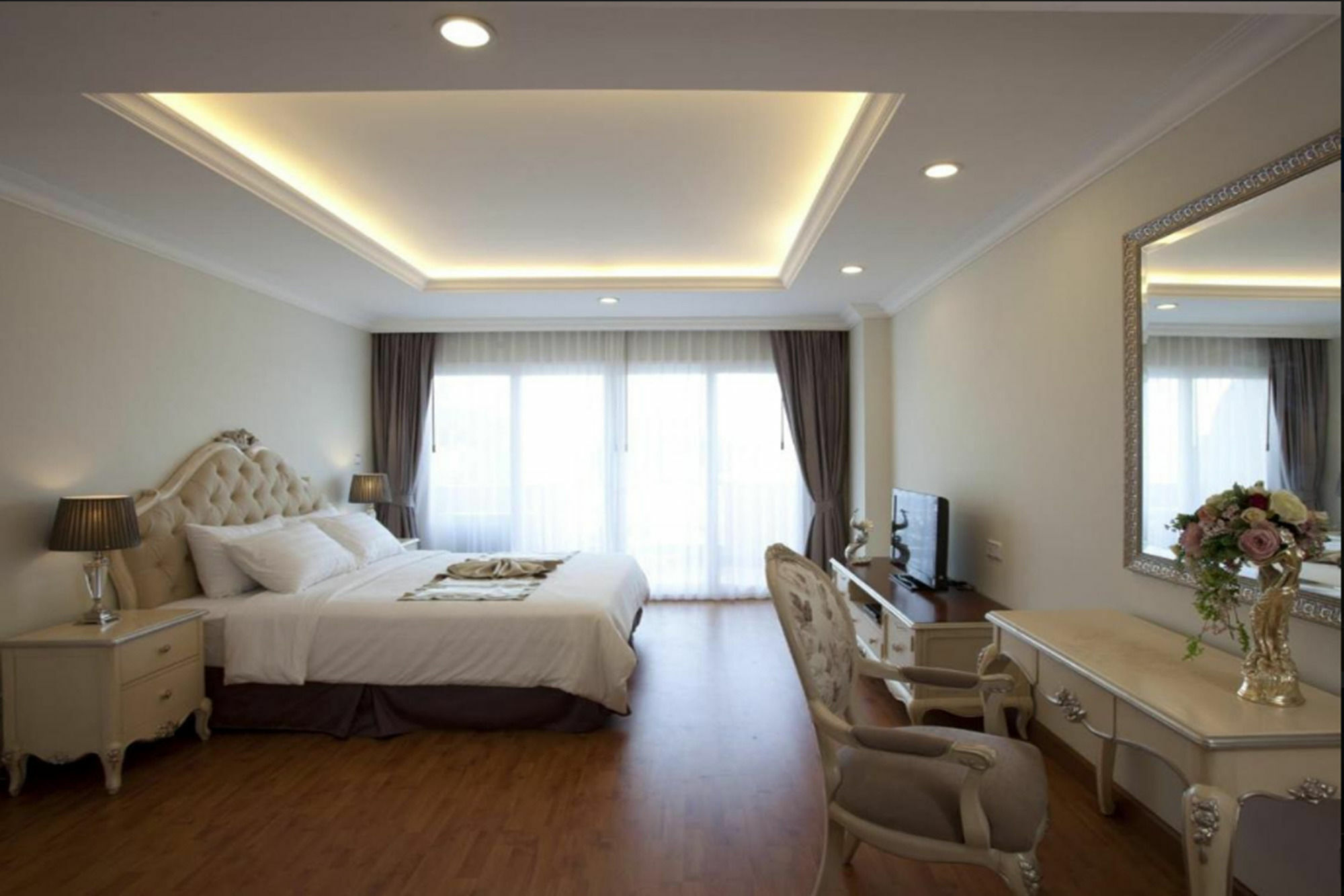 Lk Noble Suite Pattaja Kültér fotó