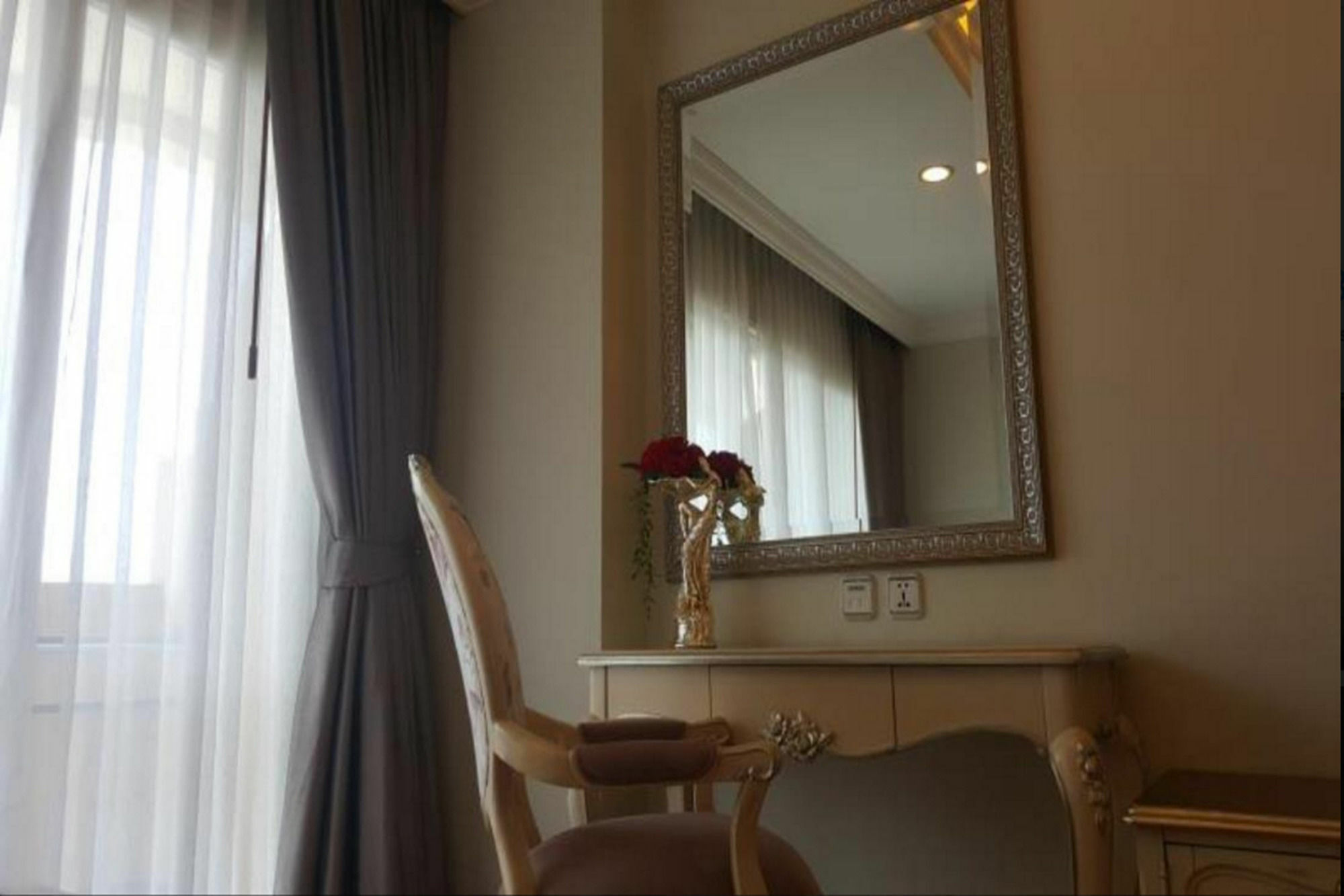 Lk Noble Suite Pattaja Kültér fotó